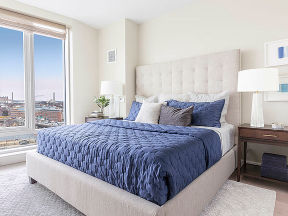 Large, Light Filled Bedrooms