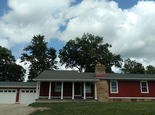 3686 S Old Huntingburg Rd, Huntingburg, IN 47542