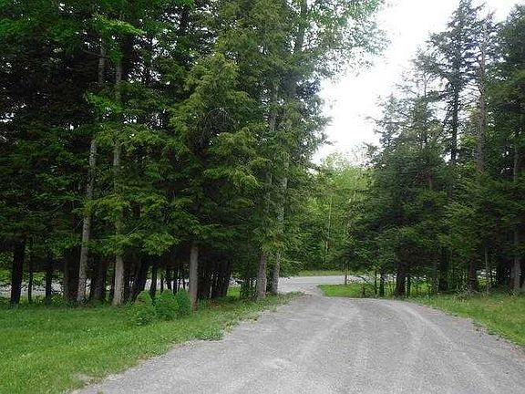 private drive way