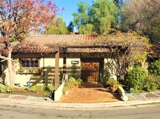 5200 Marmol Dr, Woodland Hills, CA 91364