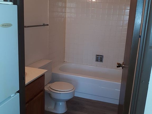 3rd image of 3315-3325 S 10th St #3315-17
