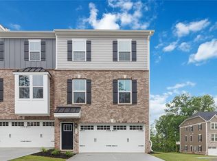 856 Woods Chapel Rd, Buford, GA 30518