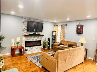 916 Merritt Dr APT D, Hillsborough, NJ 08844