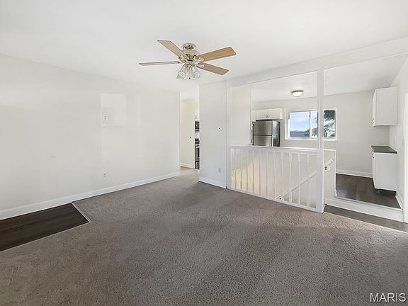 3rd image of 2528 Medford Dr