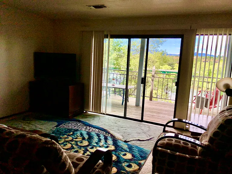 1020 Gilbert St #3 — Photo 6