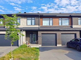 13 Maize St, Ottawa, ON K2S 2T4