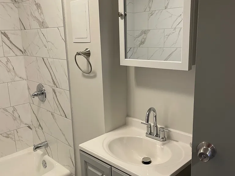 518 George St #6 — Photo 7