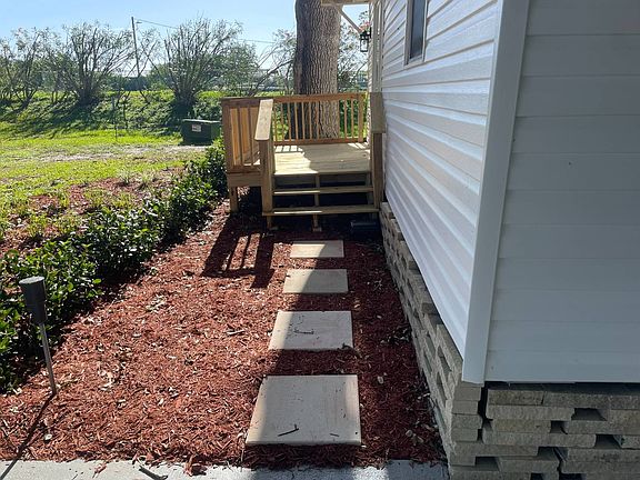 4th image of 350 Alpine Dr #350