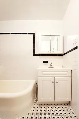 Rented by Corcoran | media 9