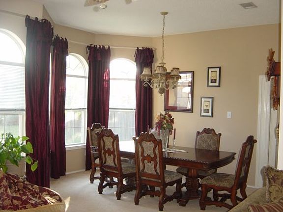 Formal Dining