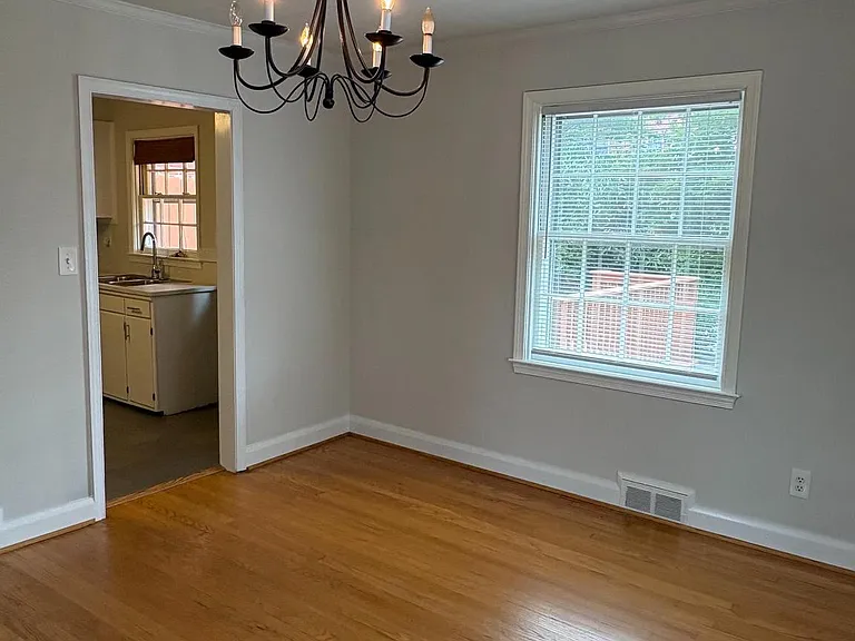 8134 Glen Gary Rd — Photo 8