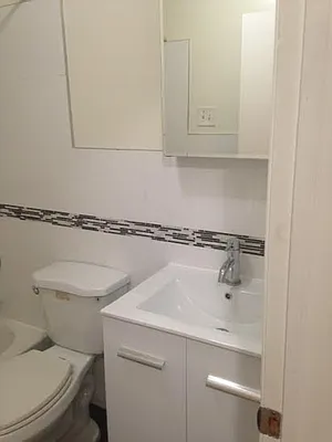 Rented by Nooklyn NYC LLC | media 34