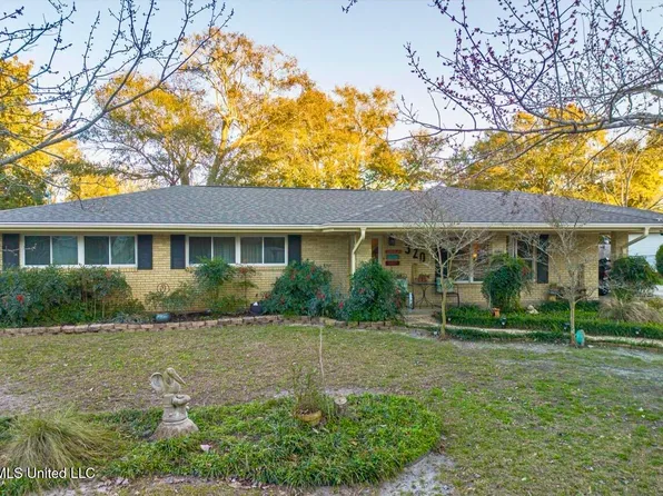 320 Carter Rd, Biloxi, MS 39531