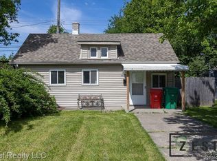 22751 Tuscany Ave, Eastpointe, MI