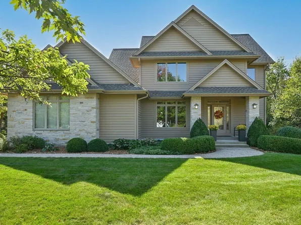 13615 West Deer Park DRIVE, New Berlin, WI 53151