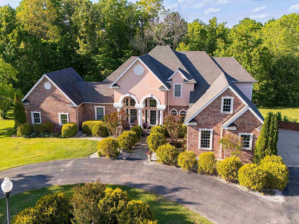 1st image of 213 Stone Lake Dr