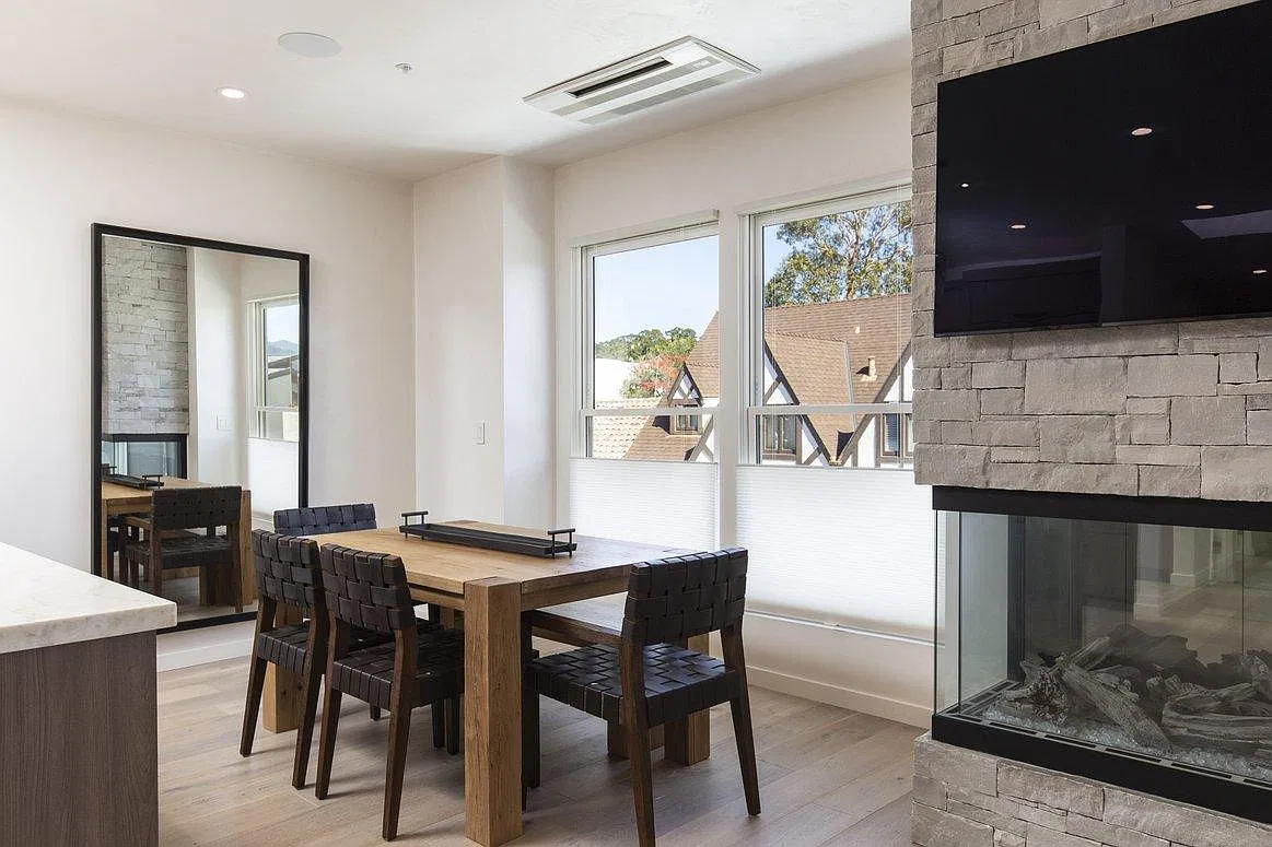 2 bed, 1250 sqft, $8,500 — Photo 3