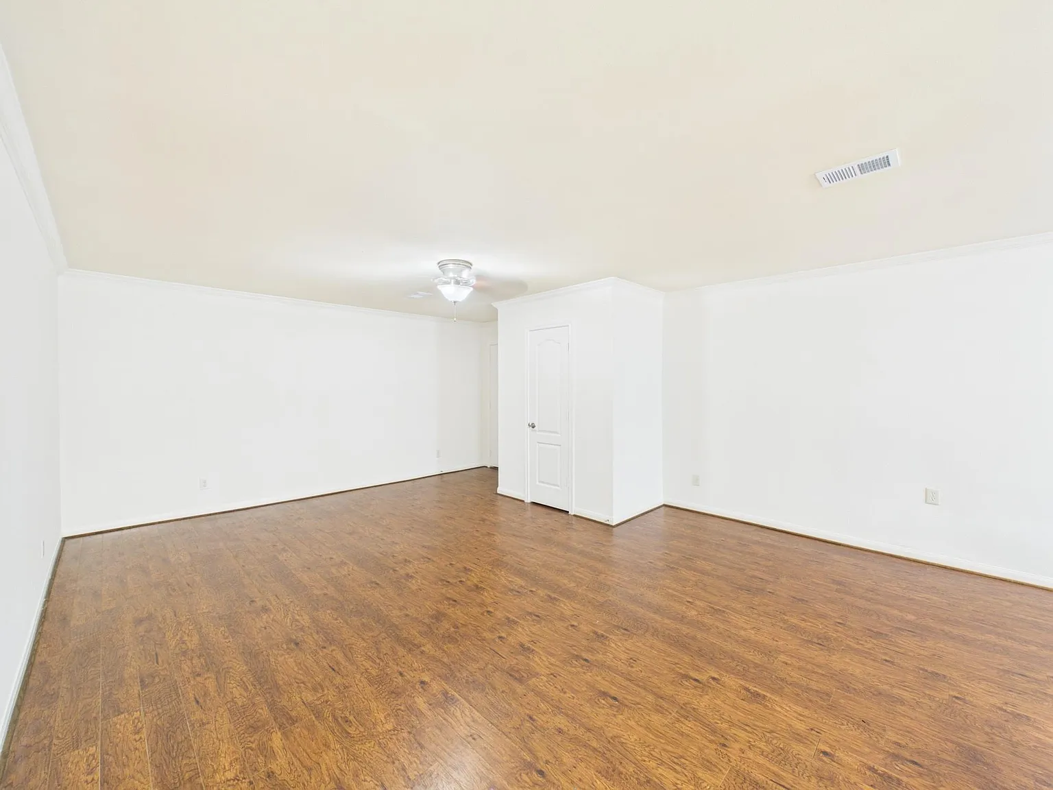 2 bed, 2.0 bath, 1100 sqft, $1,500 — Photo 4