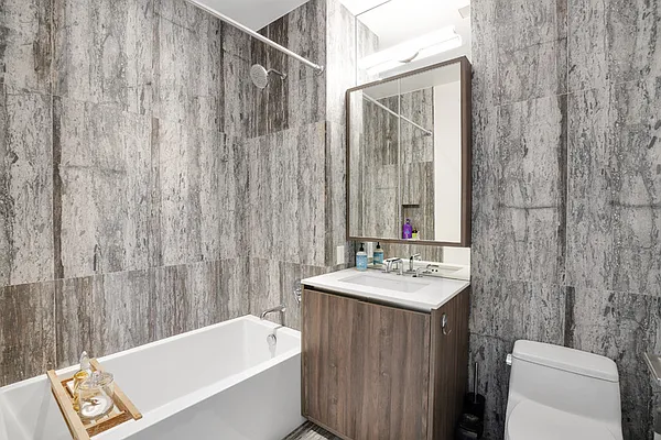 Rented by Modern Spaces | media 11