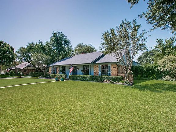 2nd image of 235 Highland Knls