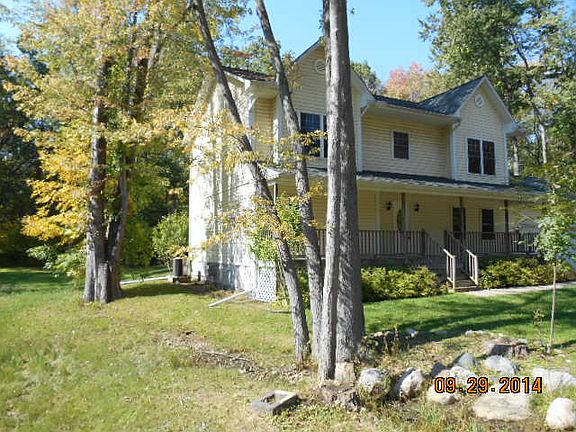 2nd image of 233 Frasier Blvd