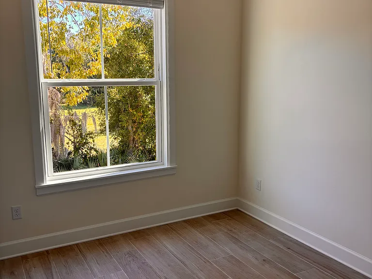 330 Geneva Dr — Photo 19