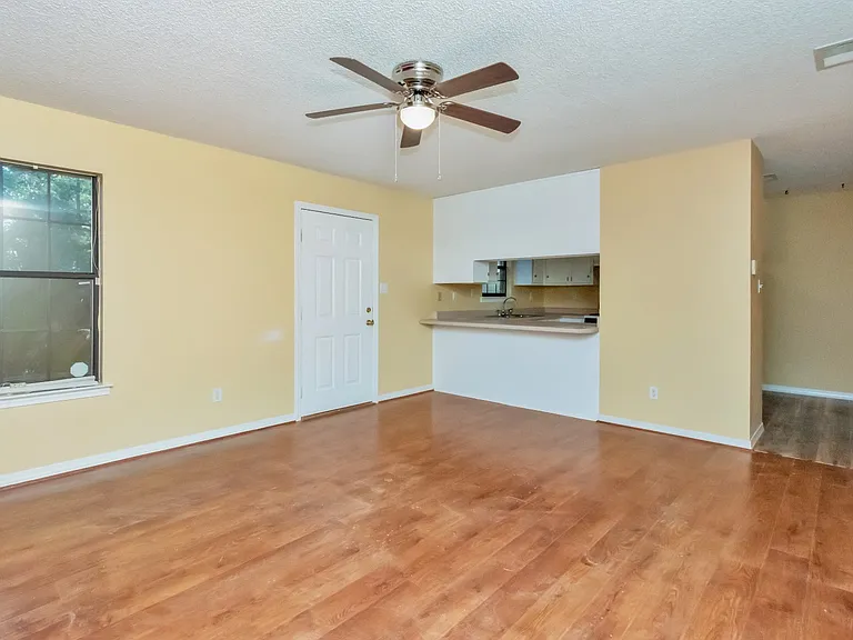 3057 Brookline Dr W — Photo 23