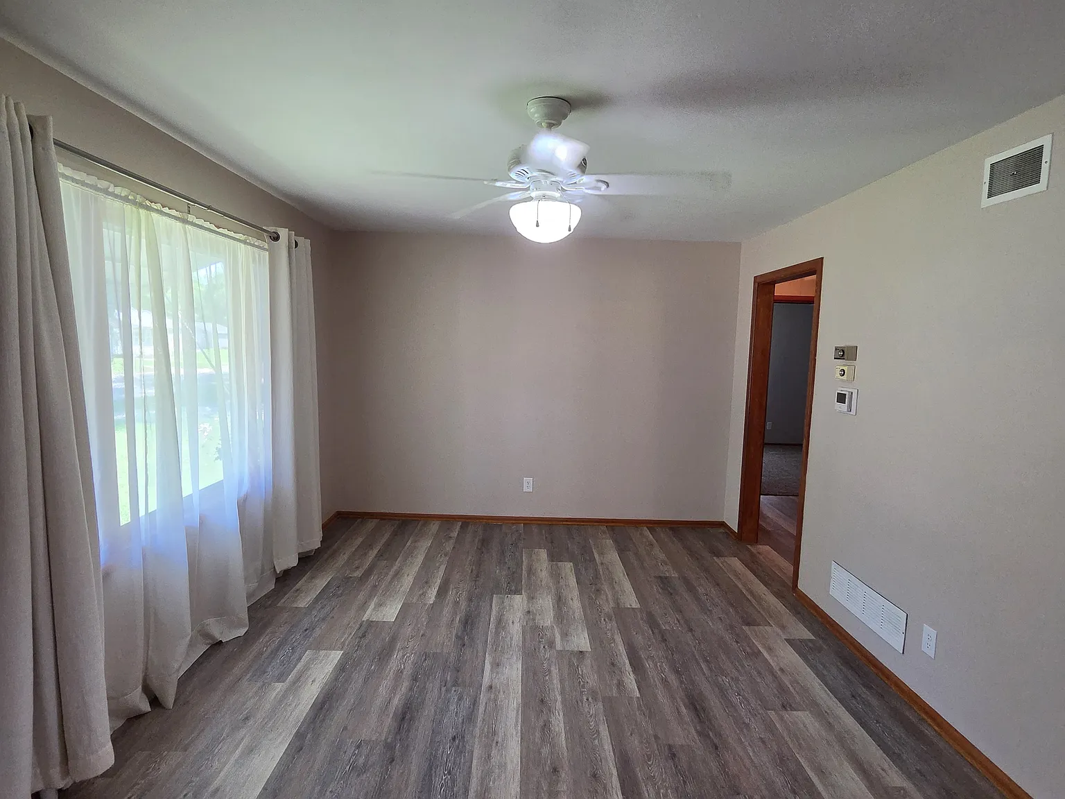 3 bed, 1760 sqft, $1,595 — Photo 3