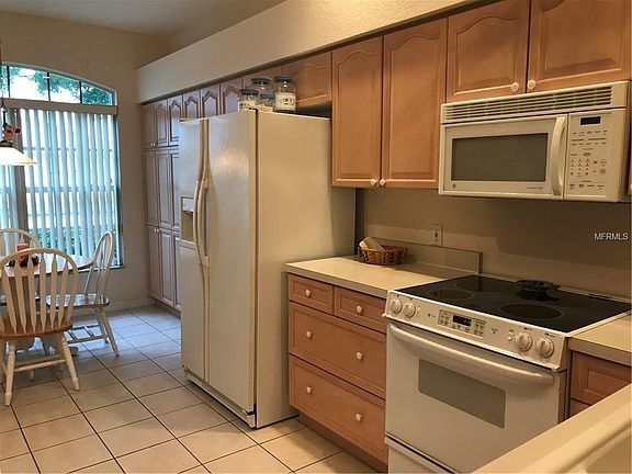 3rd image of 2212 Evans Rd