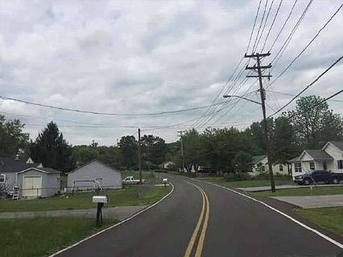 2nd image of 3105 Fairway Rd