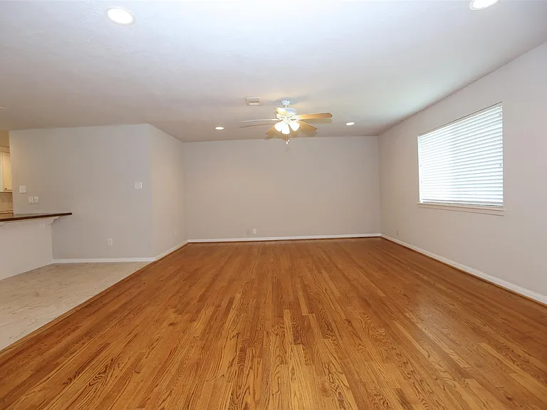 6123 Grape St — Photo 4