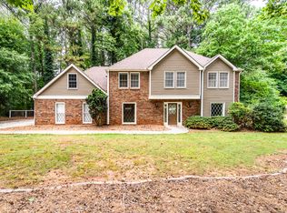 2775 Saxon Dr, Duluth, GA 30096