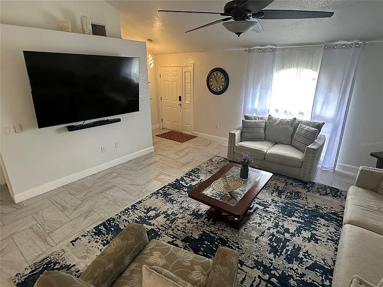 7327 Floral Cir E — Photo 29