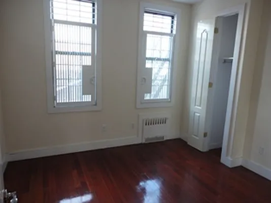 Rented by Elite NY Holdings | media 27