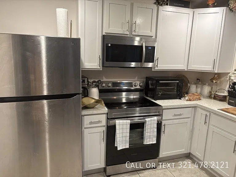 567 Poplar St SE — Photo 2