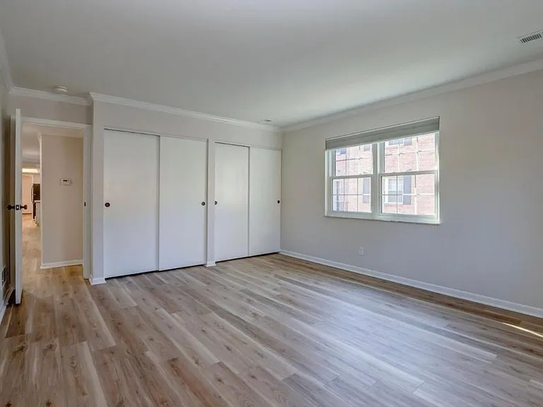 25 Vale Ave #11 — Photo 12