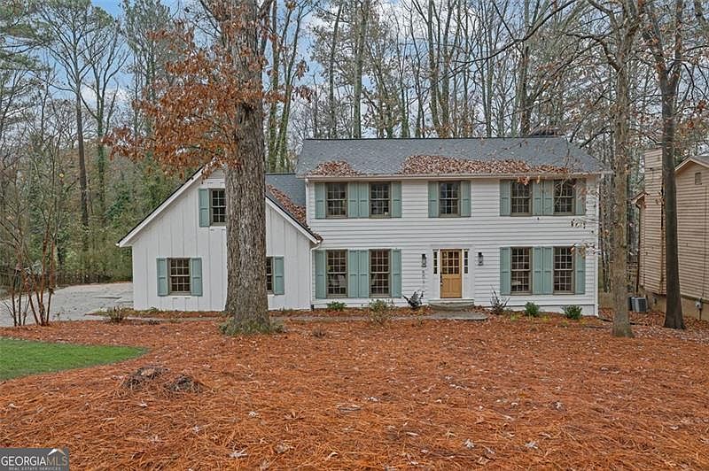 1st image of 5091 Golfbrook Dr