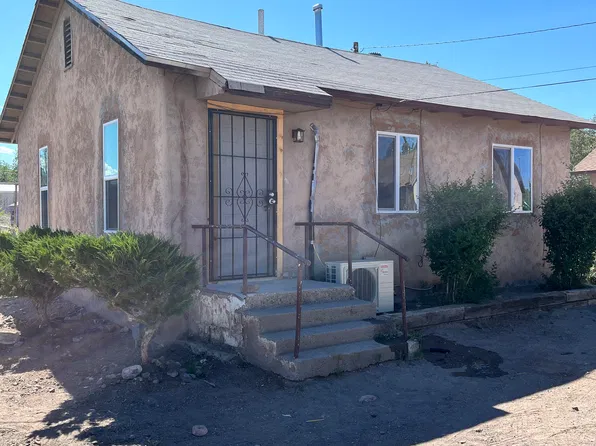 822 Granada St, Socorro, NM 87801