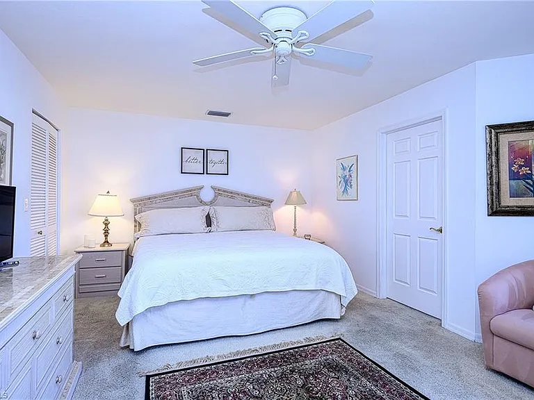 613 Beachwalk Cir #J — Photo 16