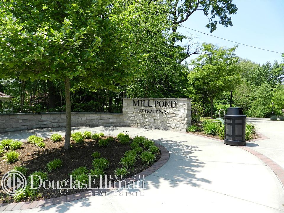 1st image of 22 Herb Hill Rd