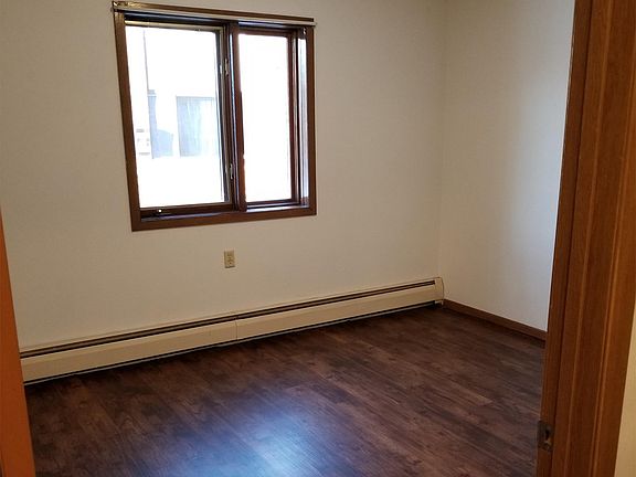 5th image of 513 Village Dr APT 110