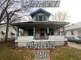 11 N State St, Danville, IL 61832
