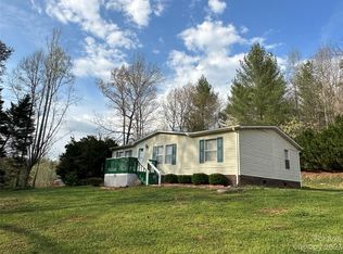 7289 Pyramid Rd, Hickory, NC 28602