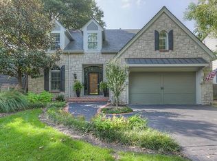 5520 Fairway Rd, Fairway, KS 66205