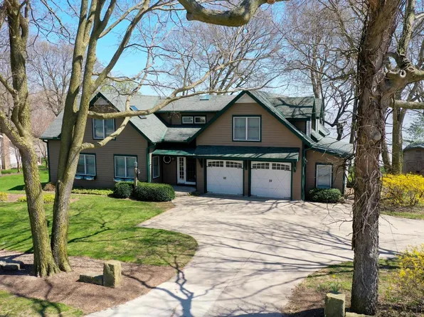 4530 S Memorial Shoreway Dr, Lakeside Marblehead, OH 43440