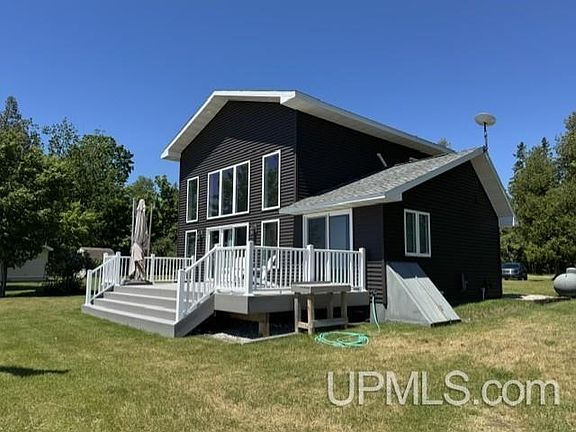 3rd image of 5870 Juniper Aa Ln