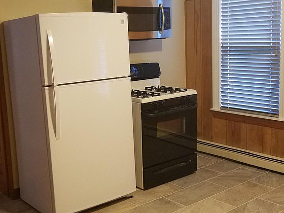Tiled Kitchen Area