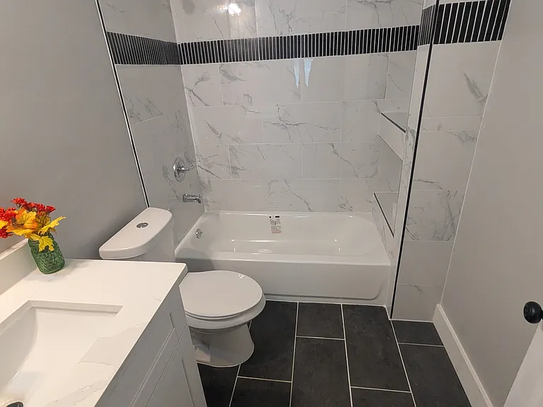 860 Morningside Dr — Photo 15
