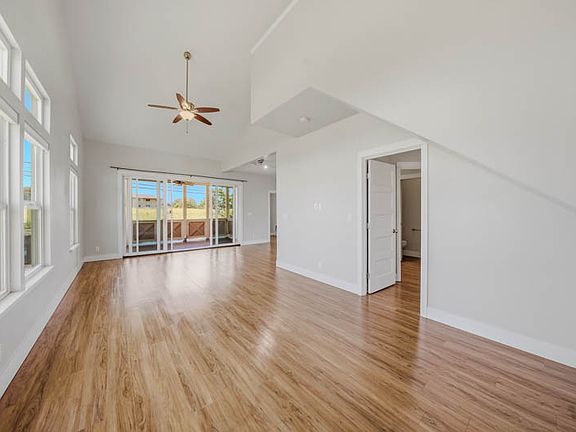 4th image of 3331 Waoke St #3
