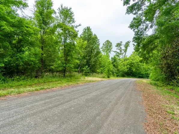 174 White Rd, Mayodan, NC 27027
